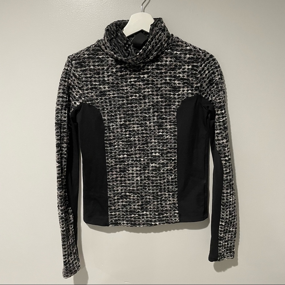 Nike Pro Hyperwarm Pullover Small - image 3